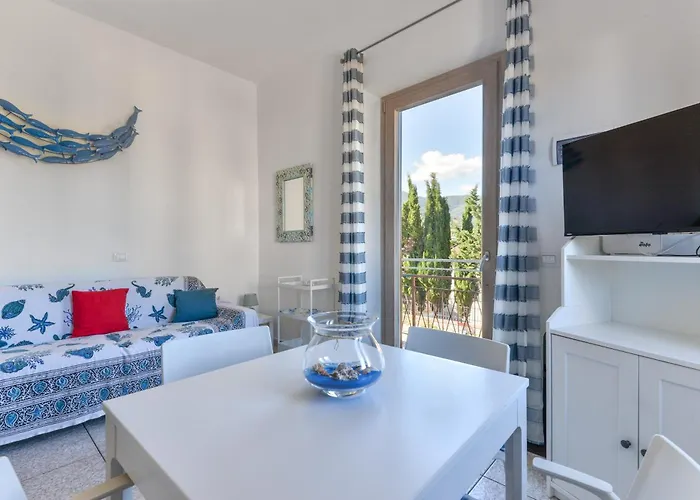 Marisol مارينا دي كامبو